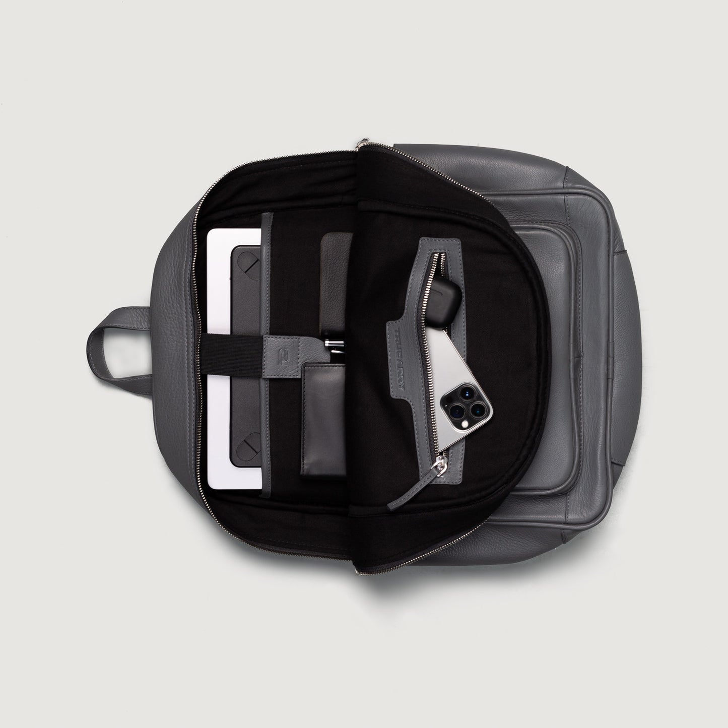 The Philos Grey Leather Backpack - Fierce Fusion