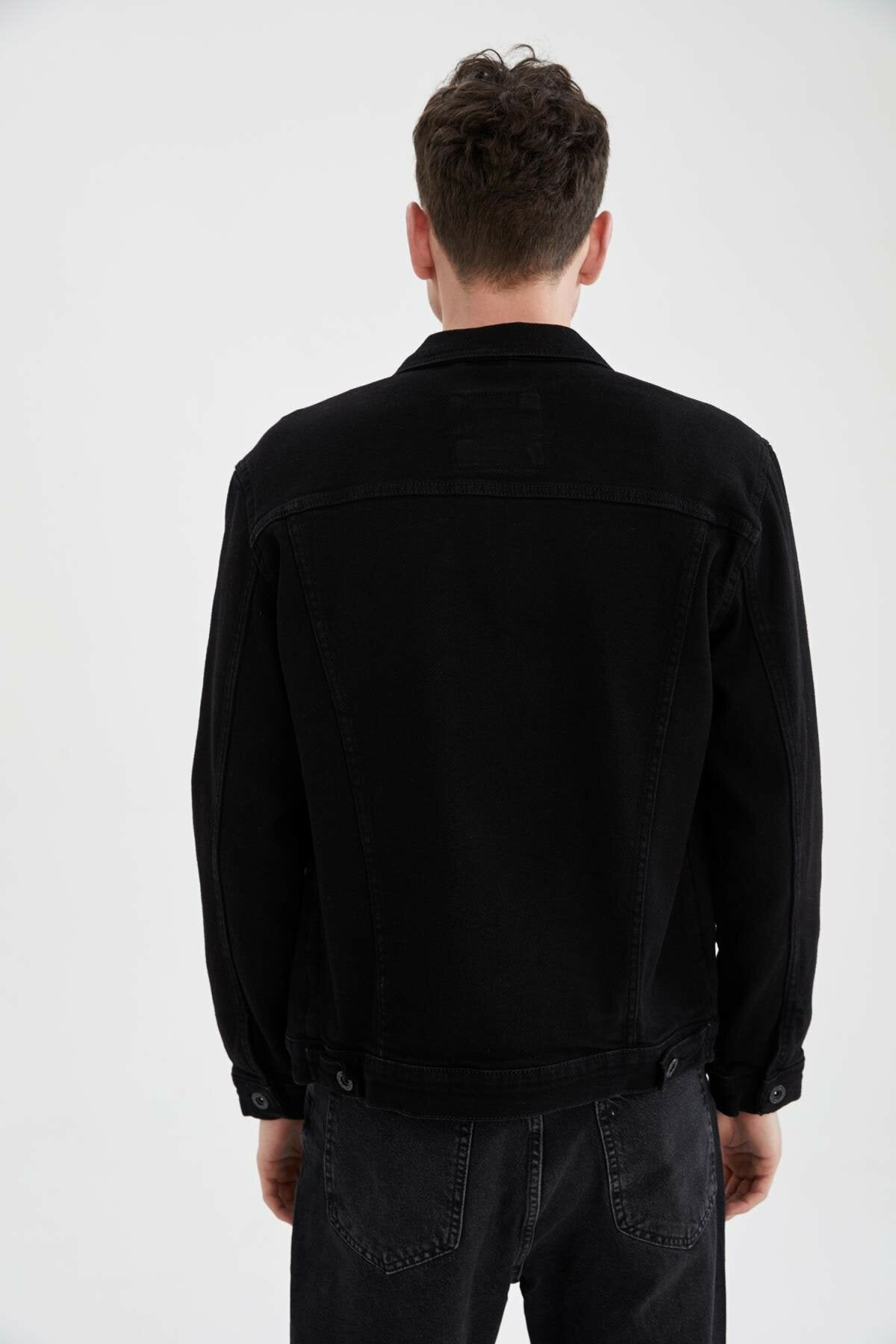 LuxeFlex Black Denim Jacket - Fierce Fusion