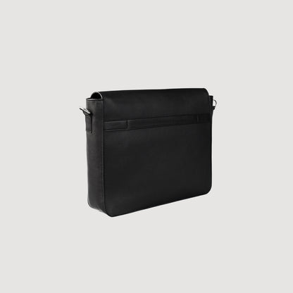 The Carismatico Black Leather Messenger Bag - Fierce Fusion